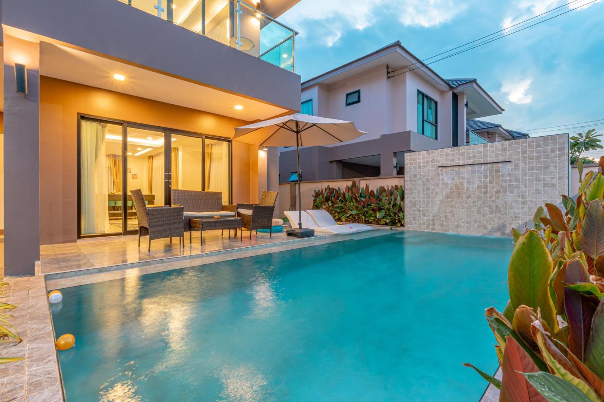 Southern Peak Pool Villa Huay Yai Pattaya Ban Huai Yai Екстериор снимка